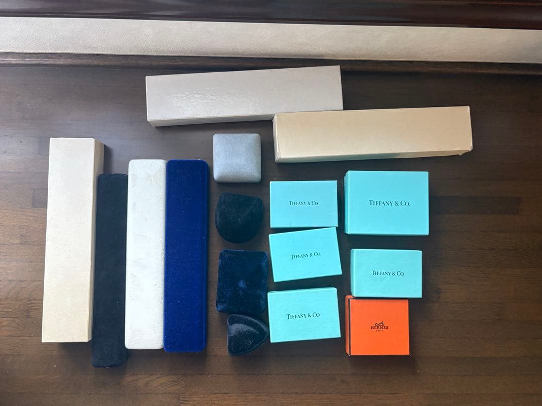 ブランドアクセサリー箱のみ計13点(＋ネックレスの外箱×3)