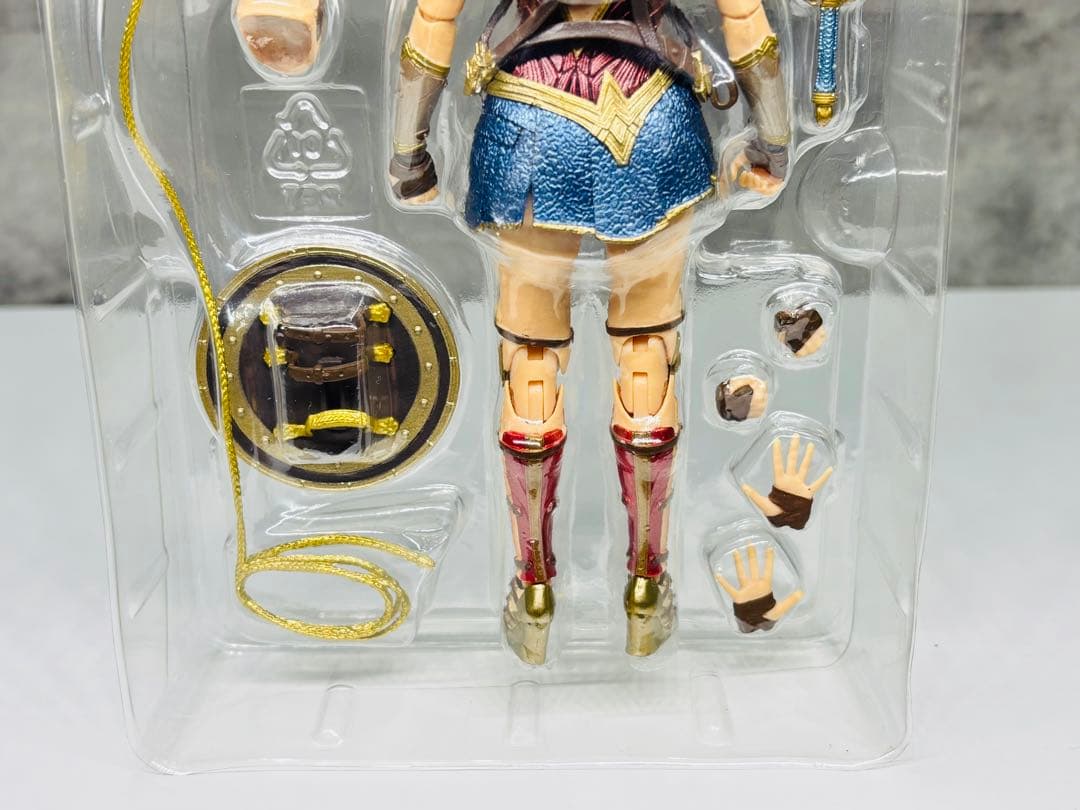 S.H.Figuarts ワンダーウーマン　ジャスティスリーグ