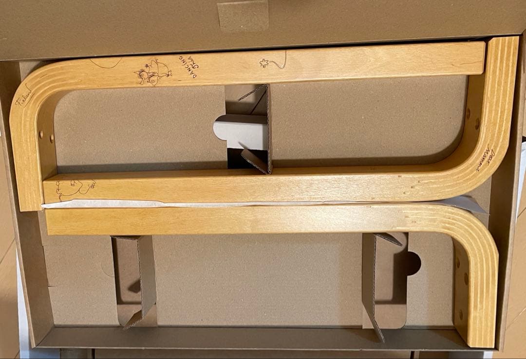 【新品未使用】Artek + Moomin アルテック＋ムーミン　スツール60