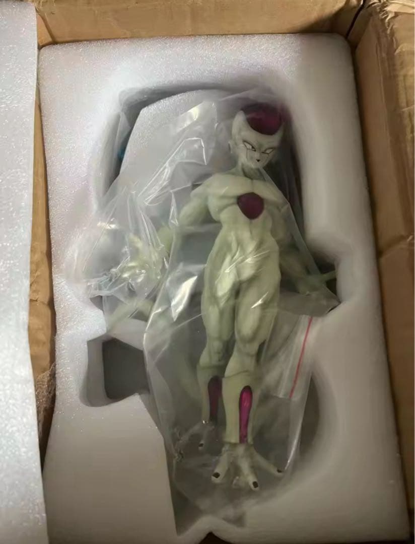 【新品未使用】フリーザ　フィギュア　ドラゴンボール