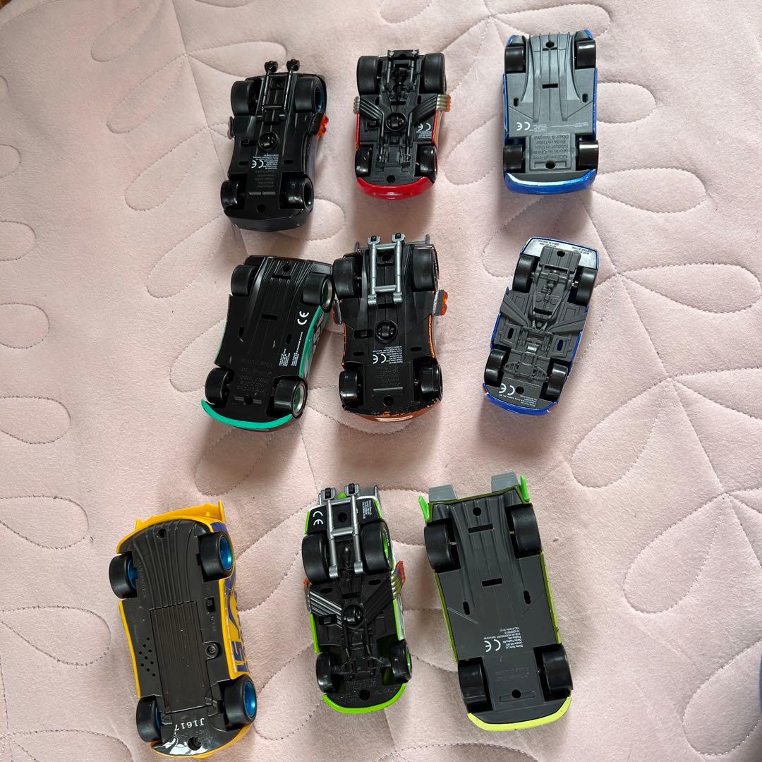 US版 ディズニーストア カーズ プルバック ダイキャストカー 9台セット