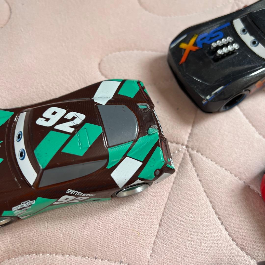 US版 ディズニーストア カーズ プルバック ダイキャストカー 9台セット