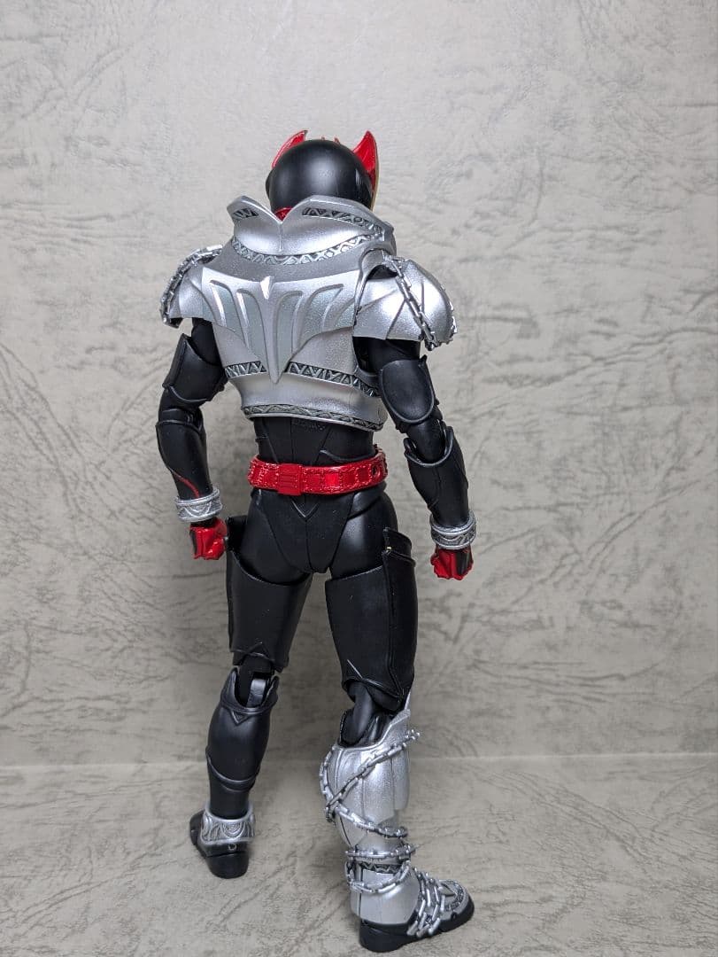 E*D様 S.H.Figuarts 真骨彫製法　仮面ライダーキバ　キバフォーム