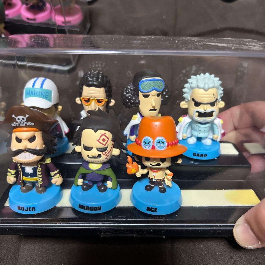 パンソンワークスxワンピース　フィギュア　首振り