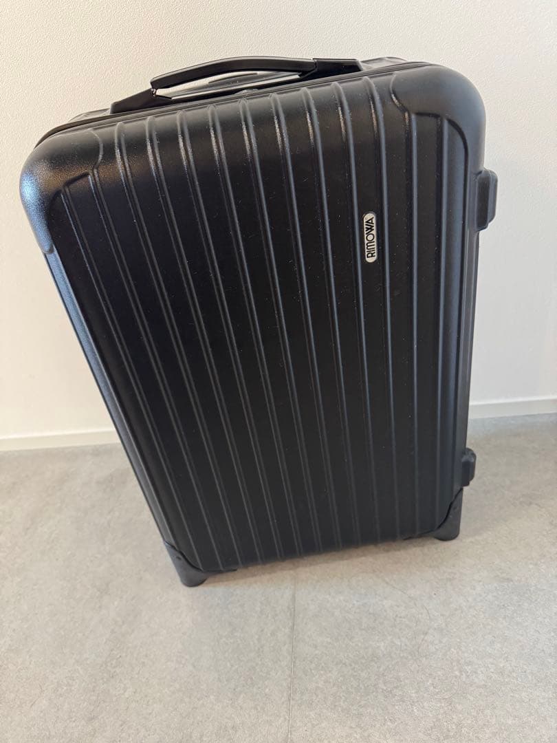 RIMOWA リモワ　キャリーケース　2輪　35L ブラック　機内持ち込み