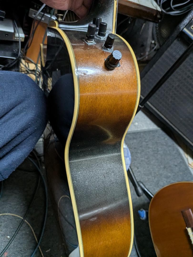 Morris　DN-06Dシルバー雑塗装！ダンカンSTR他2系統出力改造！動画！