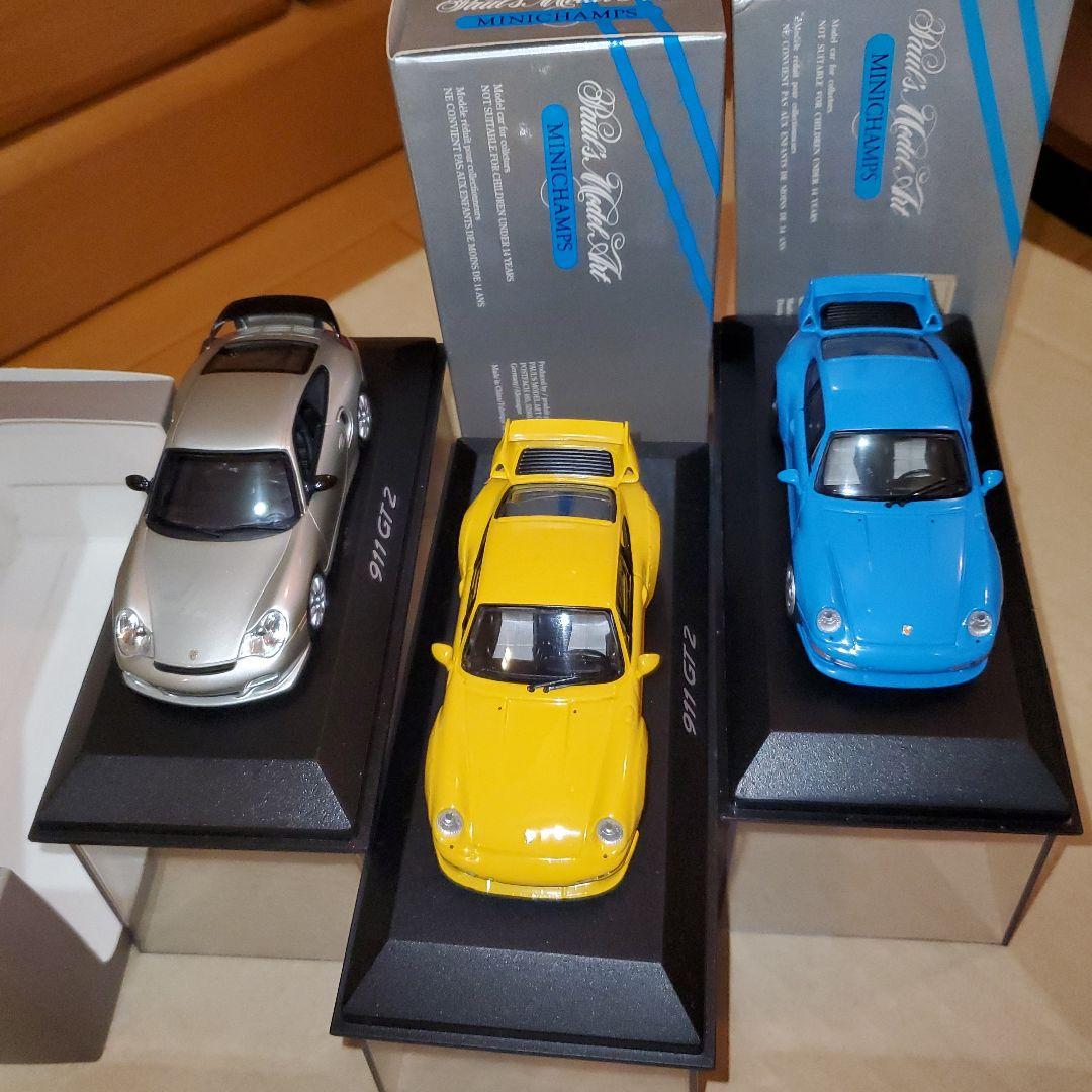 ポルシェ911 GT 2 ミニカー 3台セット、イエロー、ブルー、シルバー、