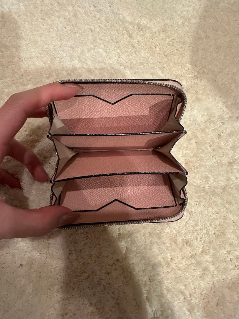 美品　Valextra ヴァレクストラ　ピンク 二つ折り財布　ミニウォレット