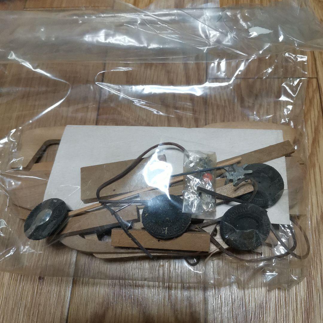 トヨペット　クラウン　木製模型