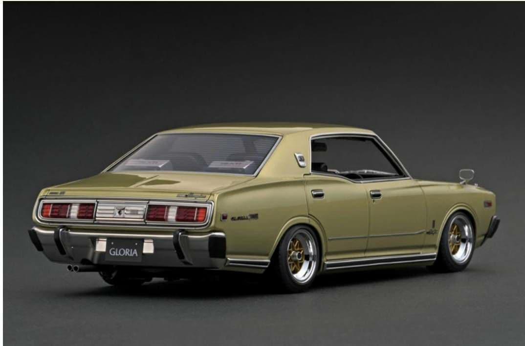 1/18 Nissan Gloria 330改Gold[イグニッションモデル]