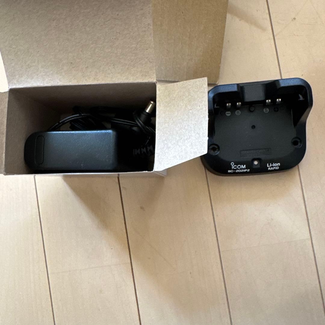 Icom ID-52PLUS トランシーバー　充電器セット 最終値下げ