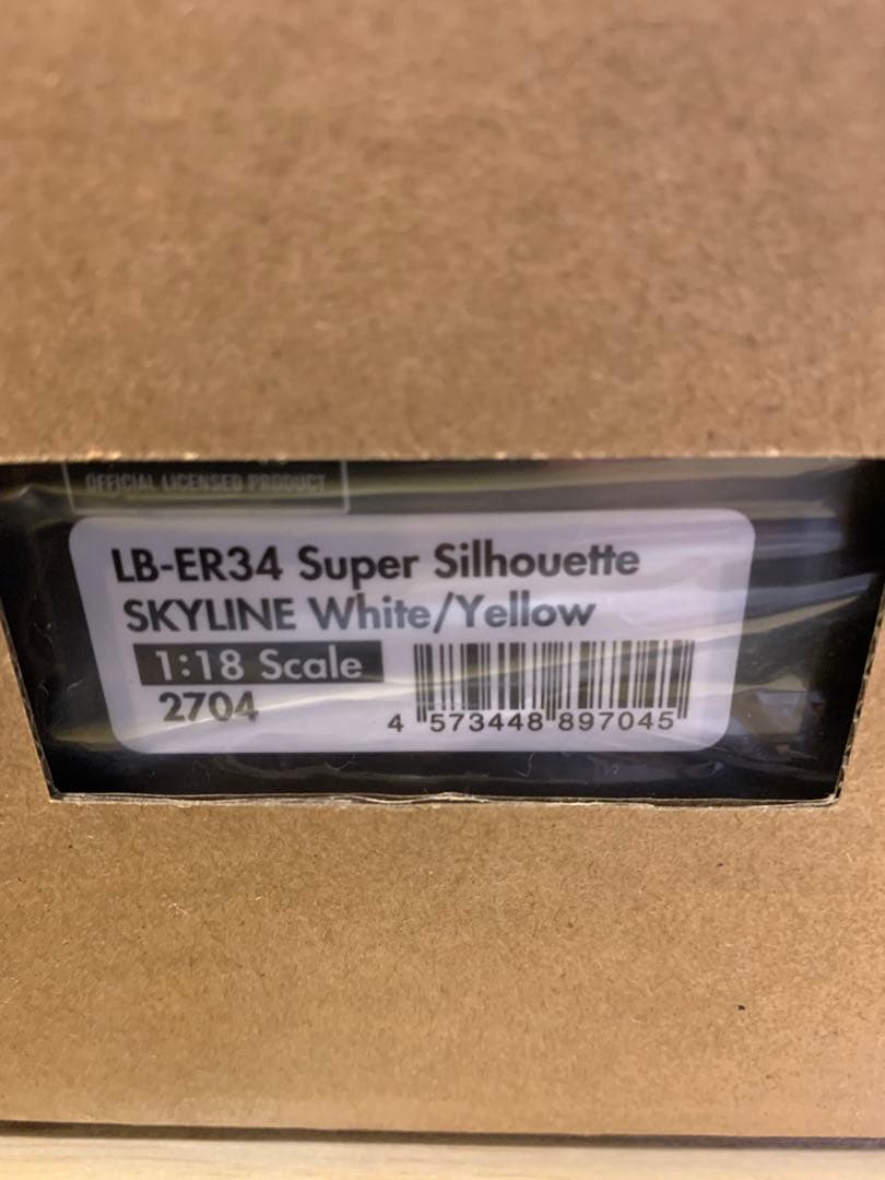 イグニッションモデル　限定　1/18 LBWK ER34 フィギュア付き