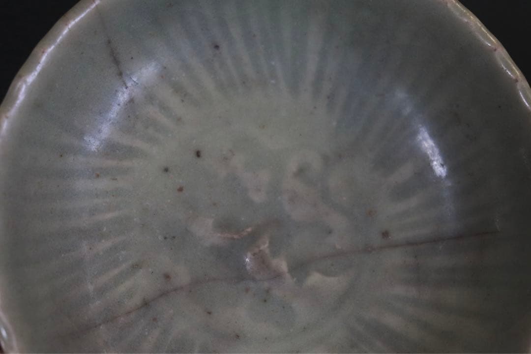 中国　明時代　龍泉窯花口小皿　青磁　アンティーク　送料込み0726