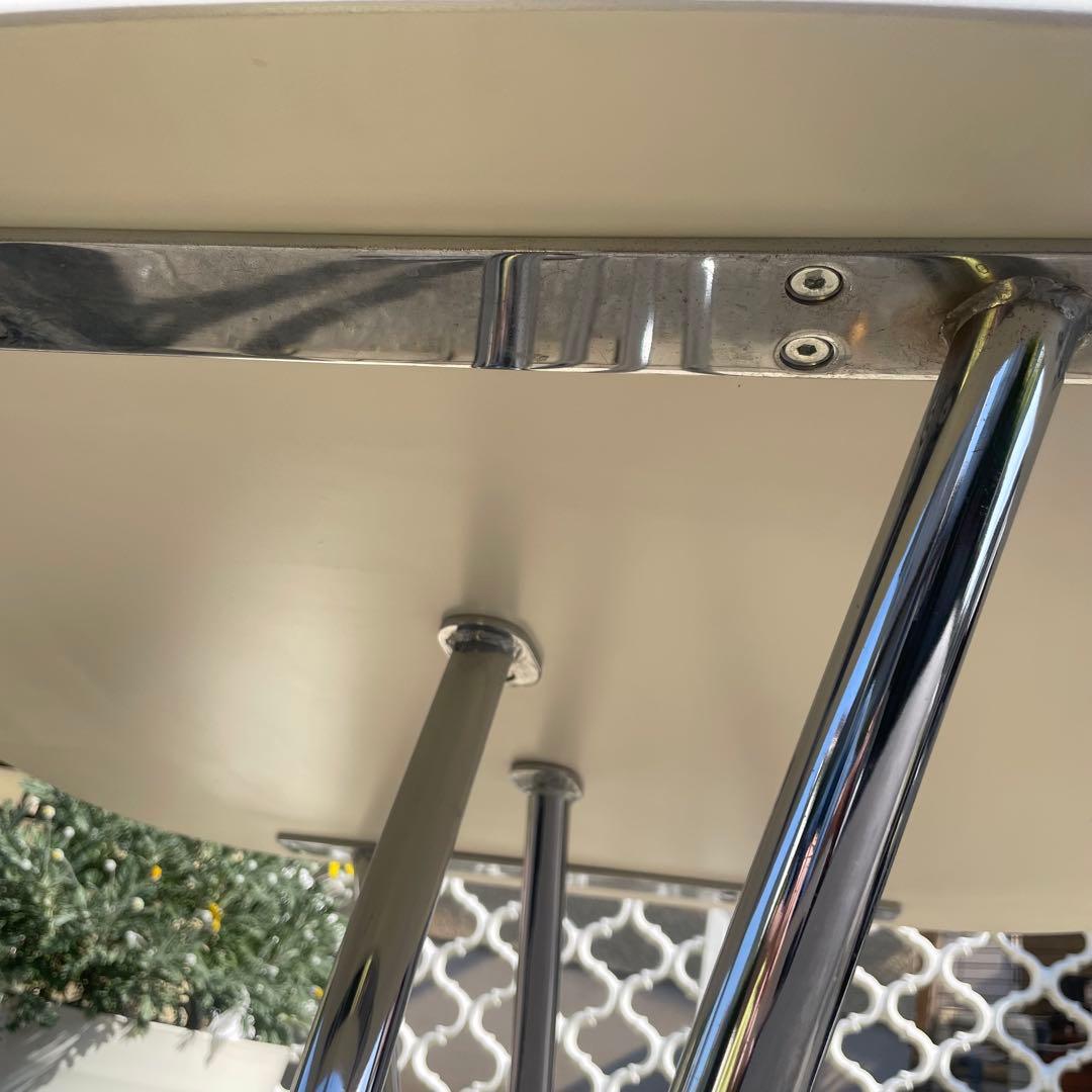 北欧　コクーン　リプロダクト　　パールホワイト　商談テーブル　店舗