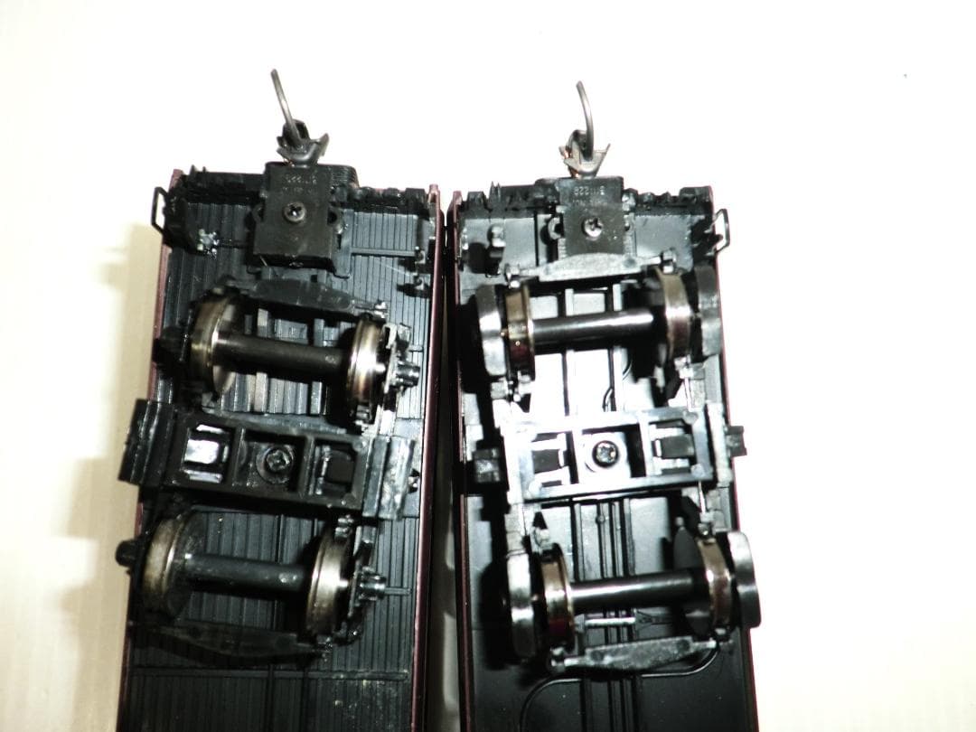 HOゲージ TOMIX 国鉄10系客車 2両 未使用長期保管品と中古品