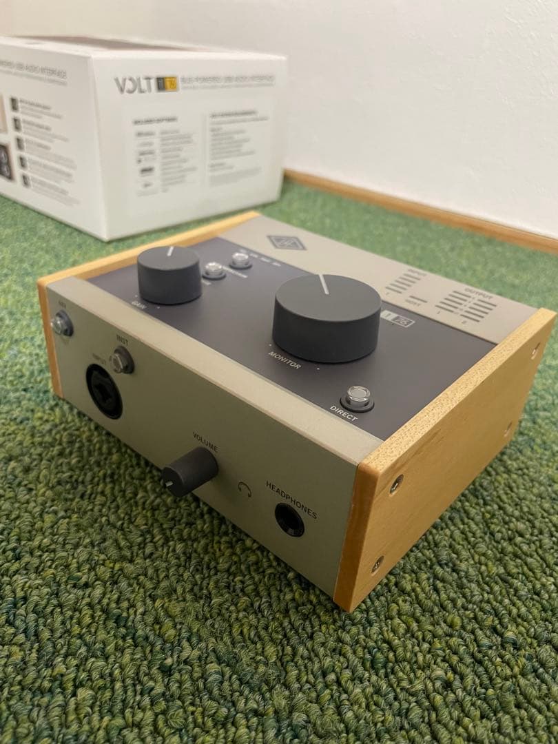 VOLT 1 76 USBオーディオインターフェイス