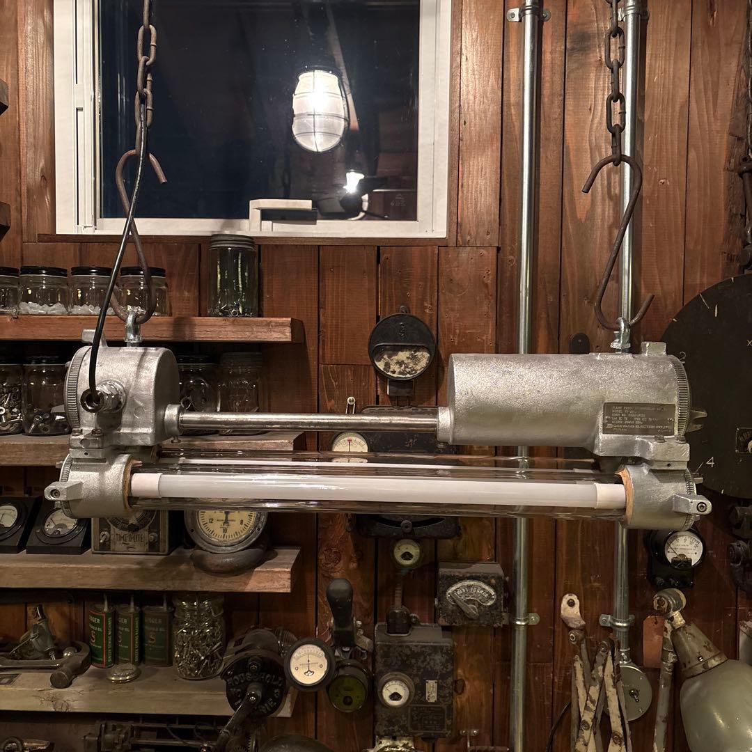 インダストリアル　ビンテージ　ランプ　1119