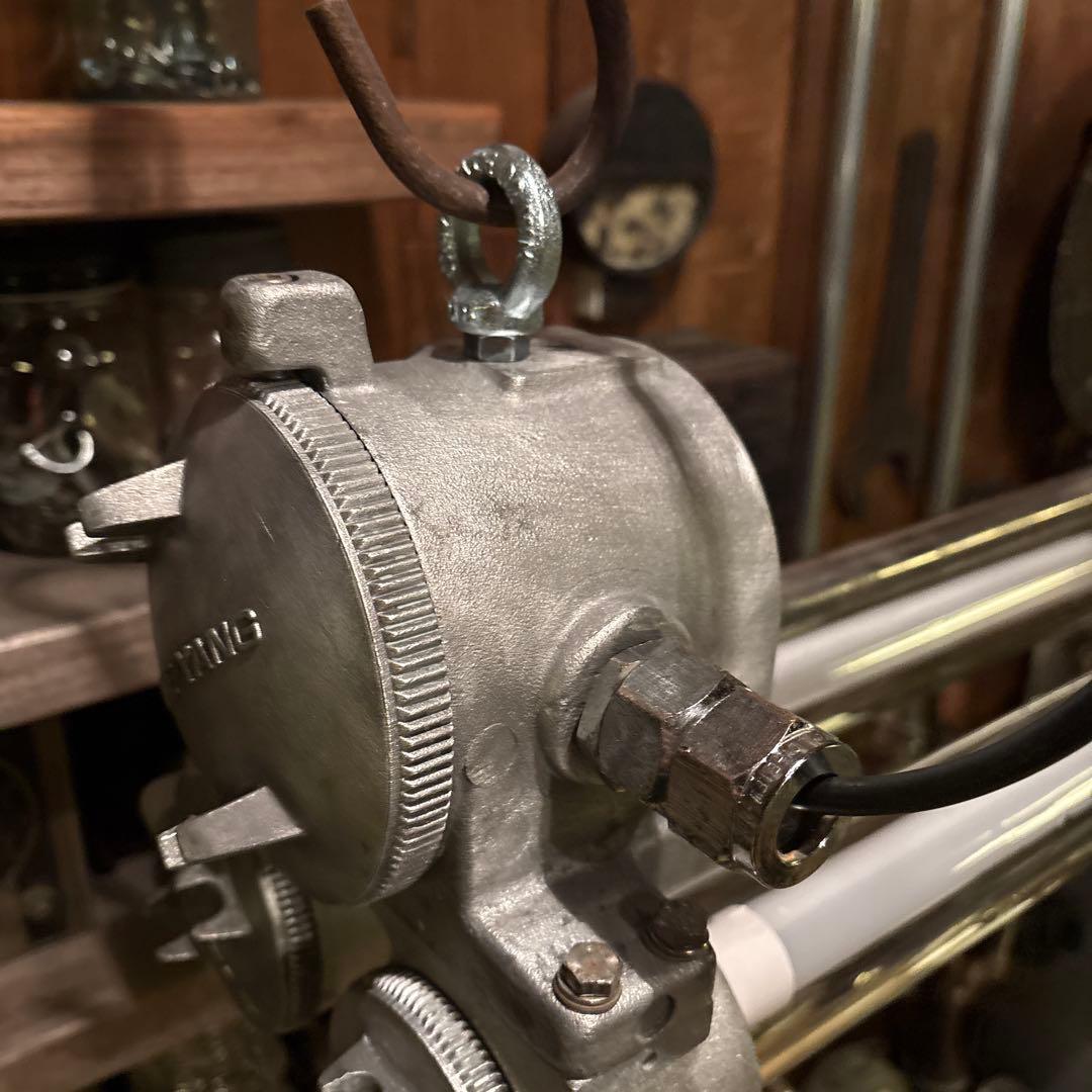 インダストリアル　ビンテージ　ランプ　1119