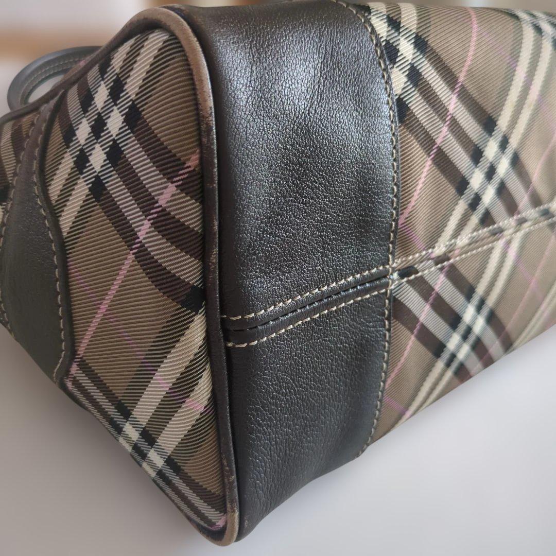 BURBERRY　チェック柄ハンドバッグ（ボストン型）