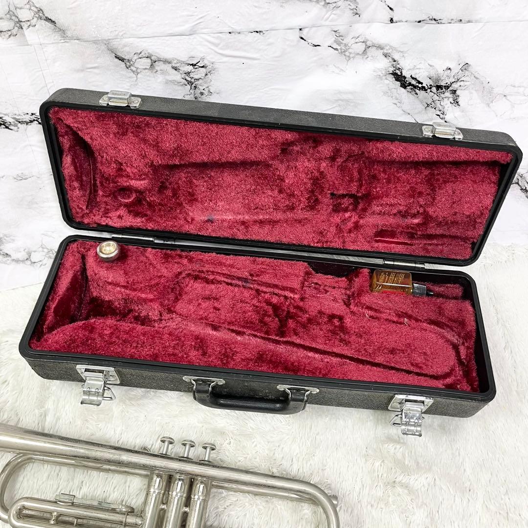 YAMAHA ヤマハ YTR1310トランペット/マウスピース　付き