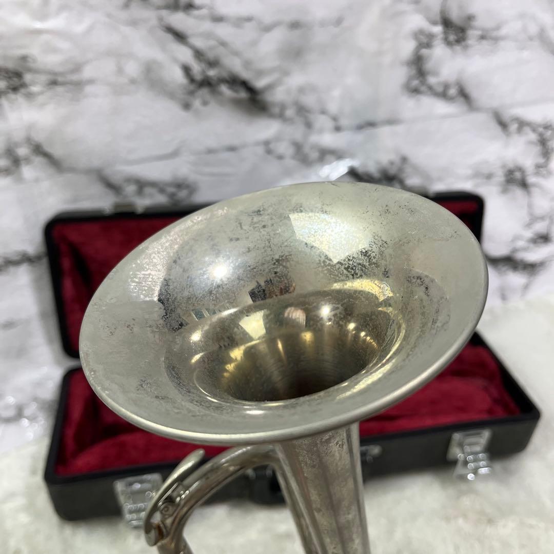 YAMAHA ヤマハ YTR1310トランペット/マウスピース　付き