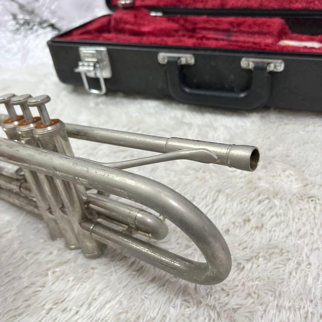 YAMAHA ヤマハ YTR1310トランペット/マウスピース　付き