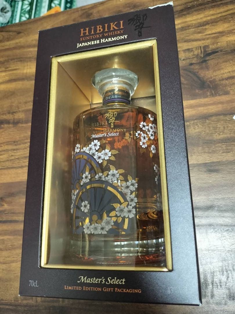 【海外限定】　サントリー響　マスターズセレクト匠限定ボトル
