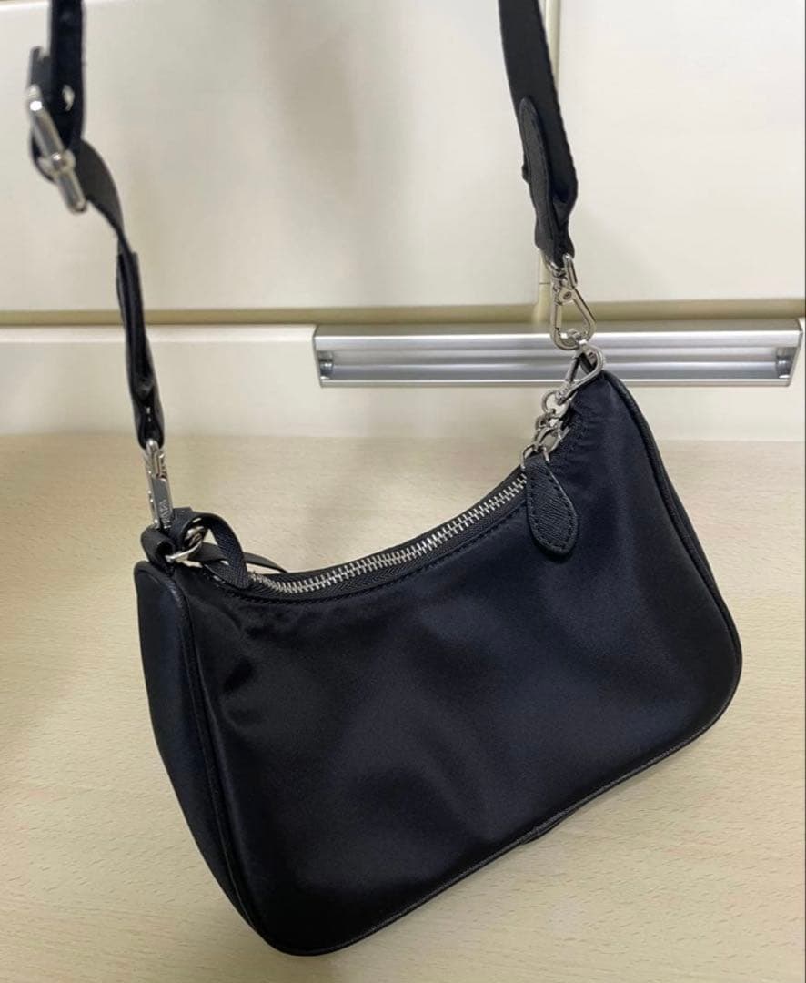 プラダ PRADA⭐︎ショルダーバッグ