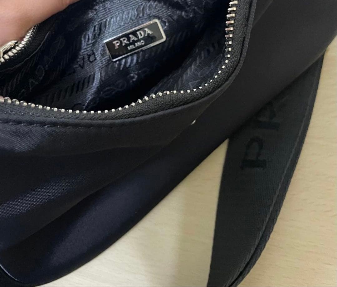 プラダ PRADA⭐︎ショルダーバッグ