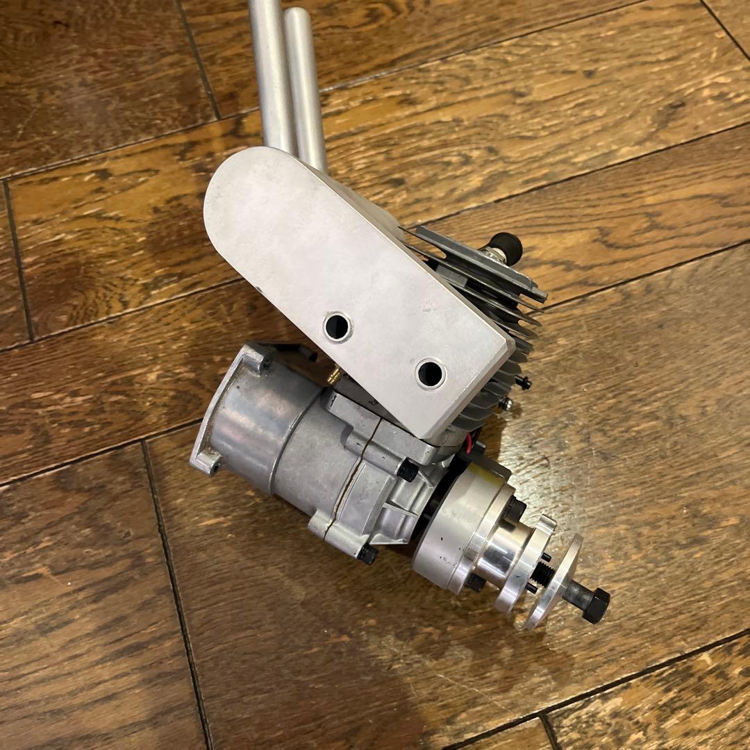 ZENOAH KOMATSU ガソリンエンジン 2ストローク G620PU-1