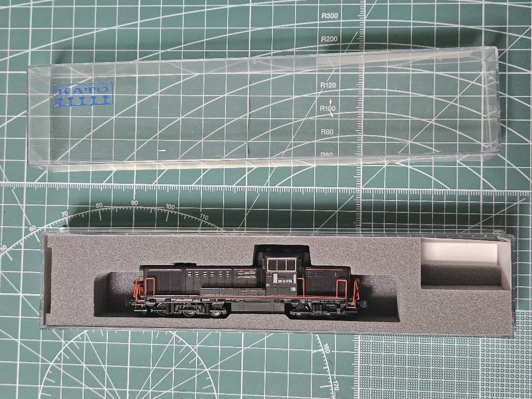 KATO 7011-A DE10 1195 JR九州仕様(登場時)