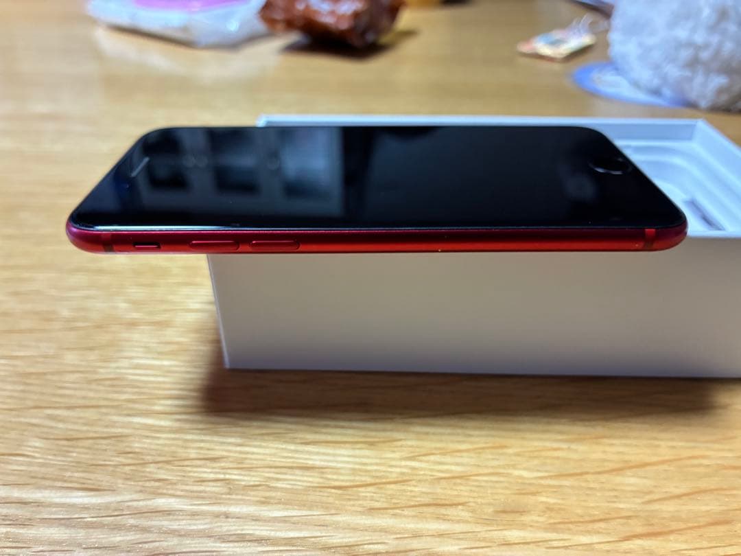 Apple iPhone SE 第2世代　64GB