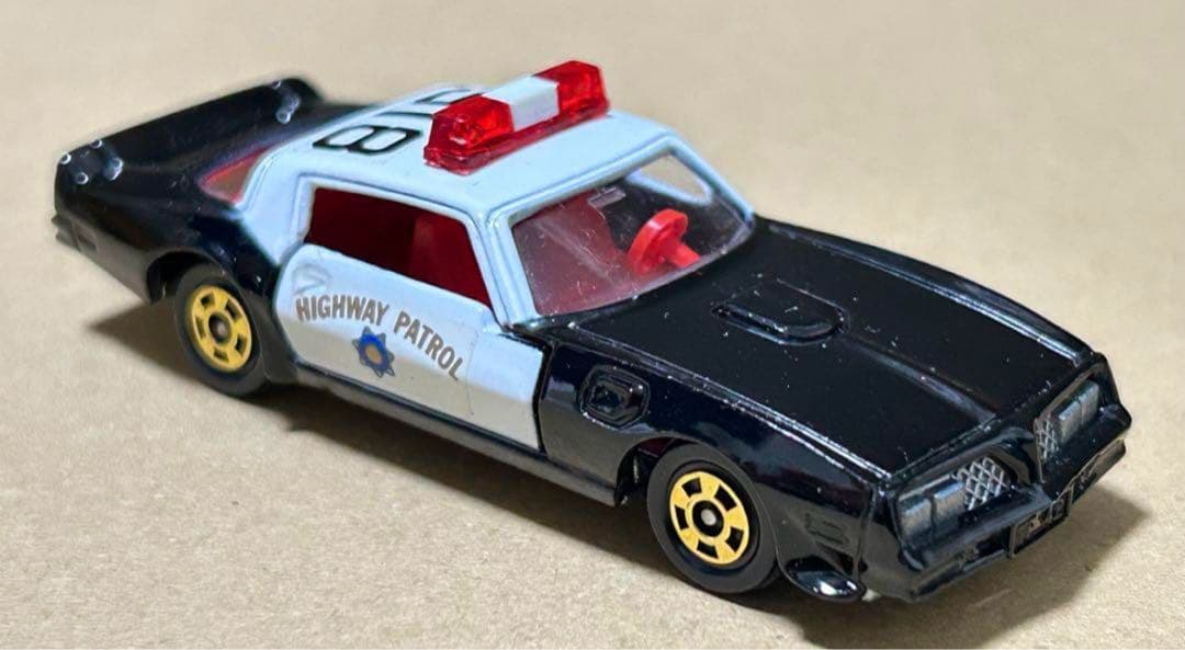 トミカ 青箱 ポンティアック ファイアーバード トランザム ポリスカー
