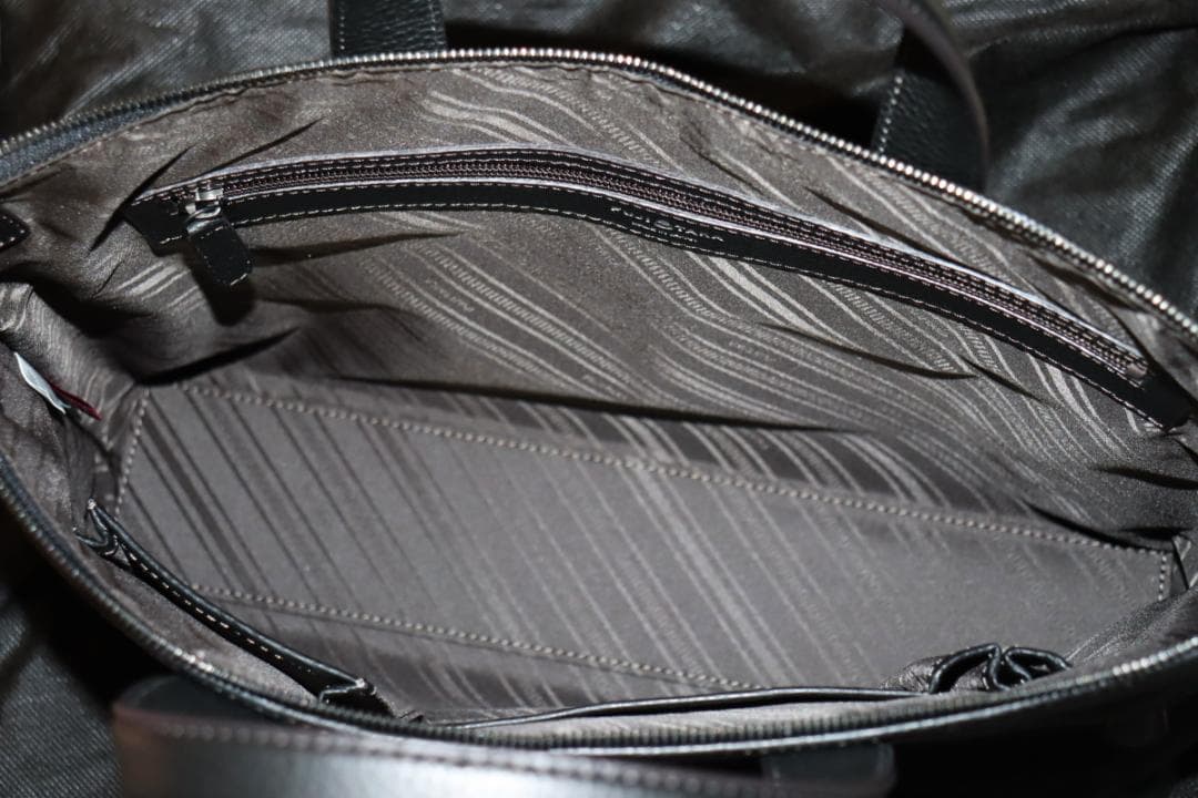 新品 FUJITAKA イタリアンレザー ショルダーバッグ A4 イーナ　Ⓗ