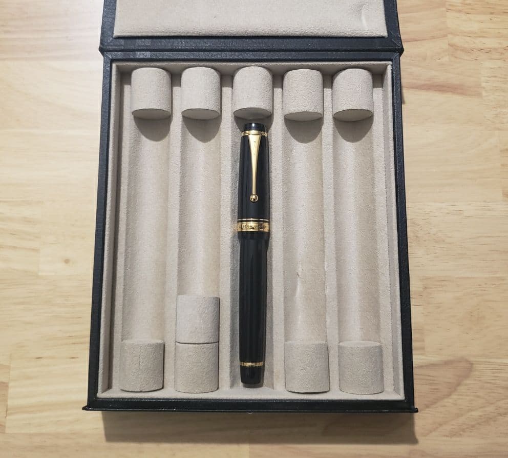 【非売品】Namiki（ナミキ）5本用ペンケース