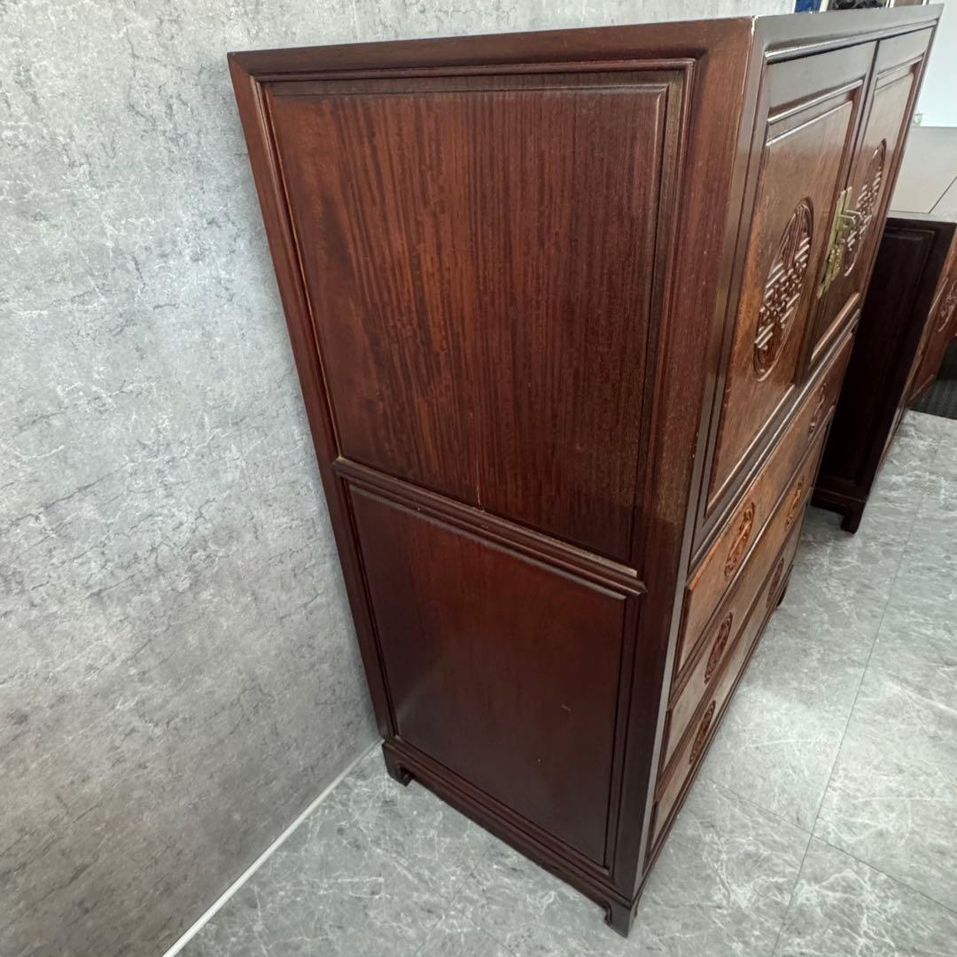 重厚な存在感　中国家具 花梨材 唐木 4段 チェスト 無垢 高級飾り家具