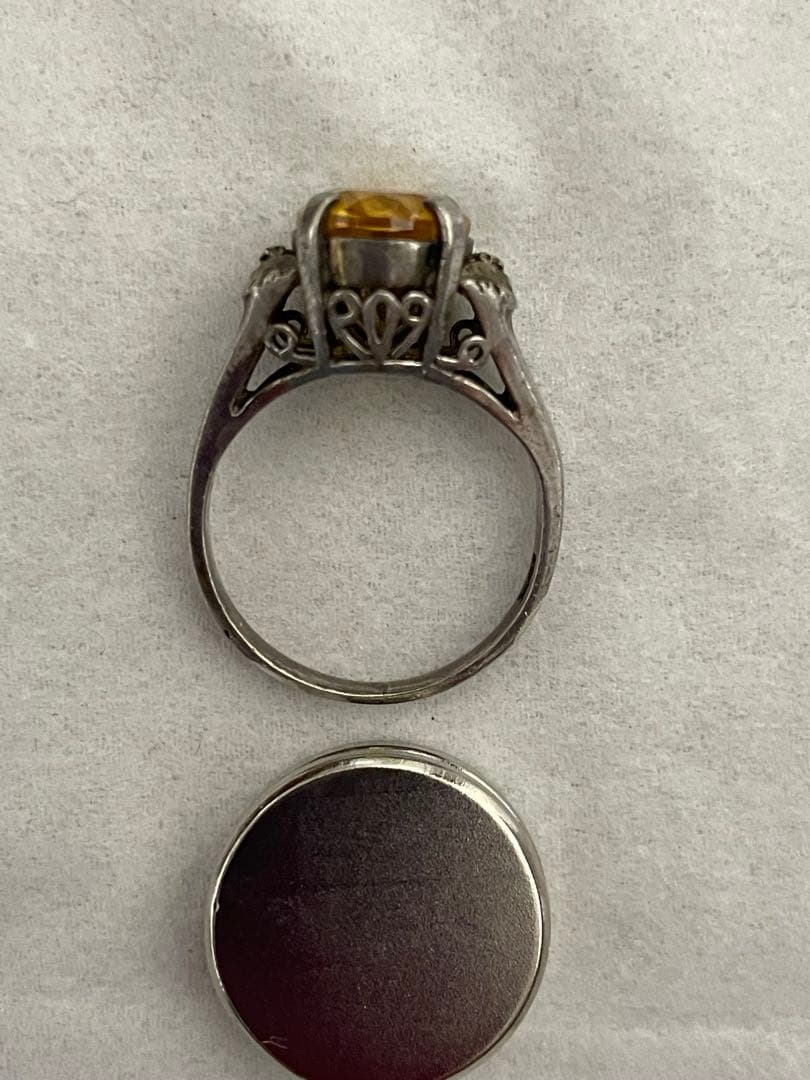 ふ*ろ様 18kリング石付き　カラット記載無し