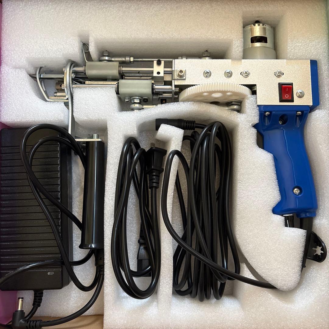 タフティングガン、ハンドメイド、カーペット刺繍