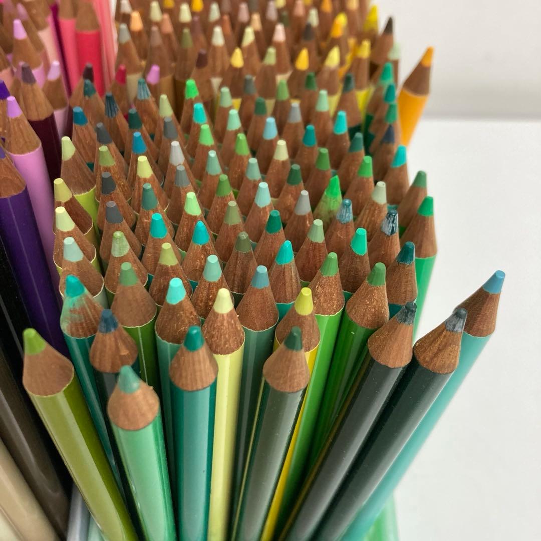 B225-1 フェリシモ カラーミュージアム 色鉛筆　500本