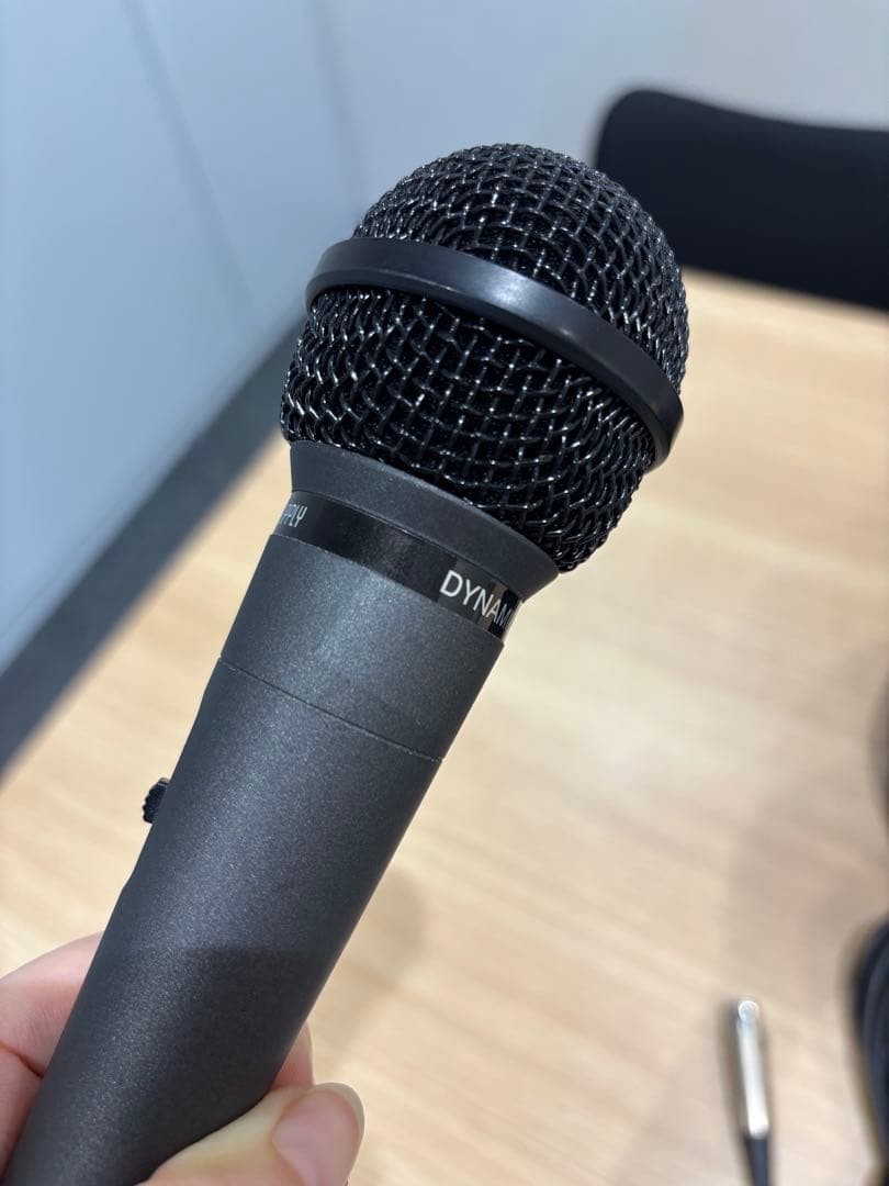 ワイヤレスマイク付き拡声器スピーカー