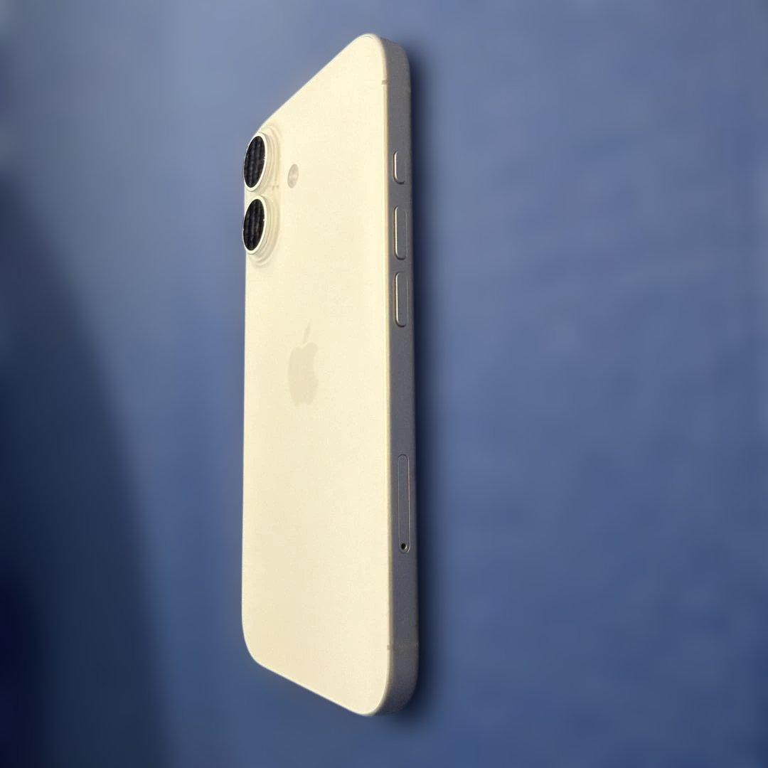 iPhone16 128GB 本体のみ