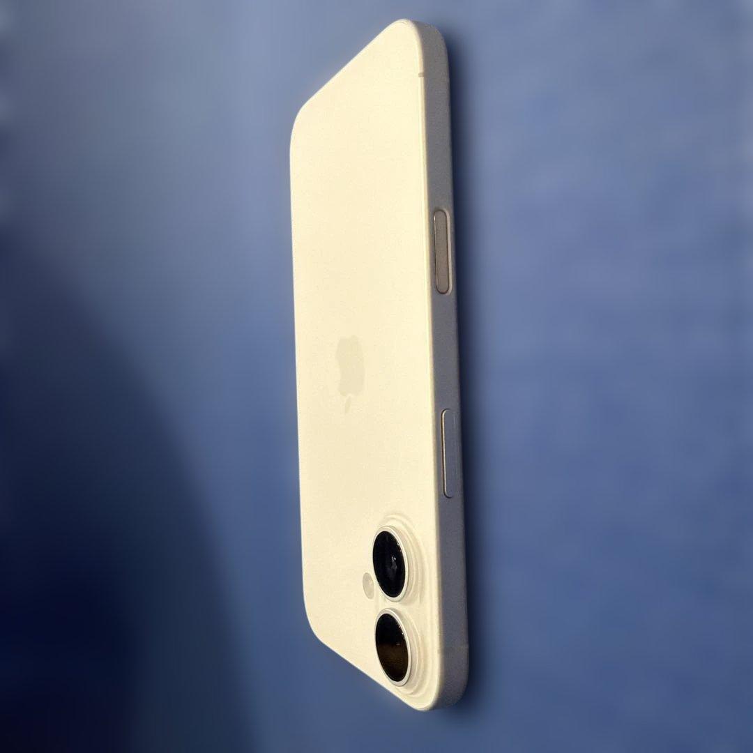 iPhone16 128GB 本体のみ