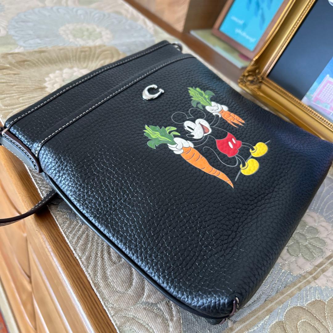 Coach ミッキー 100周年ショルダーバッグ ブラック