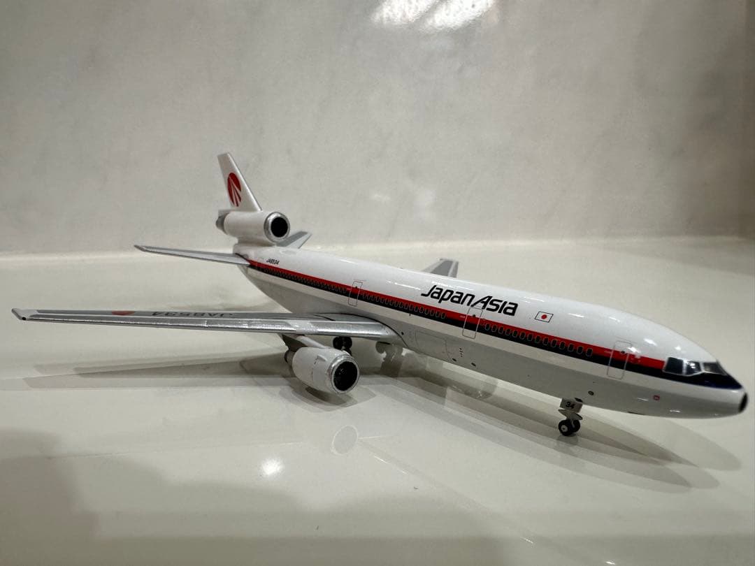 日本アジア航空DC-10-40ダイキャストモデル1/400