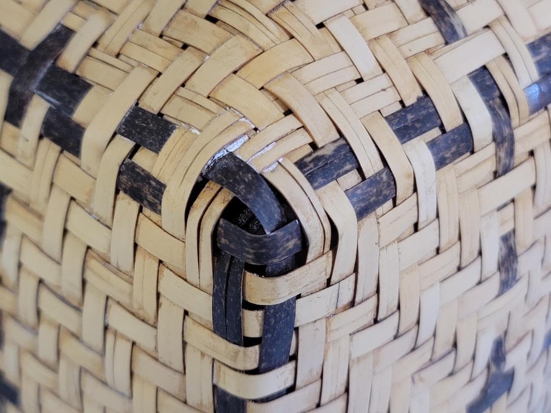 東山麓 東竹園斎作 四方形白錆花籠 共箱 美品 DT607