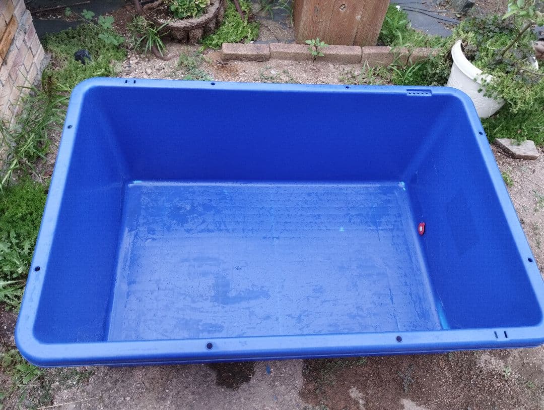 千葉県引き取り限定　角タブ400　大型プラスチック水槽