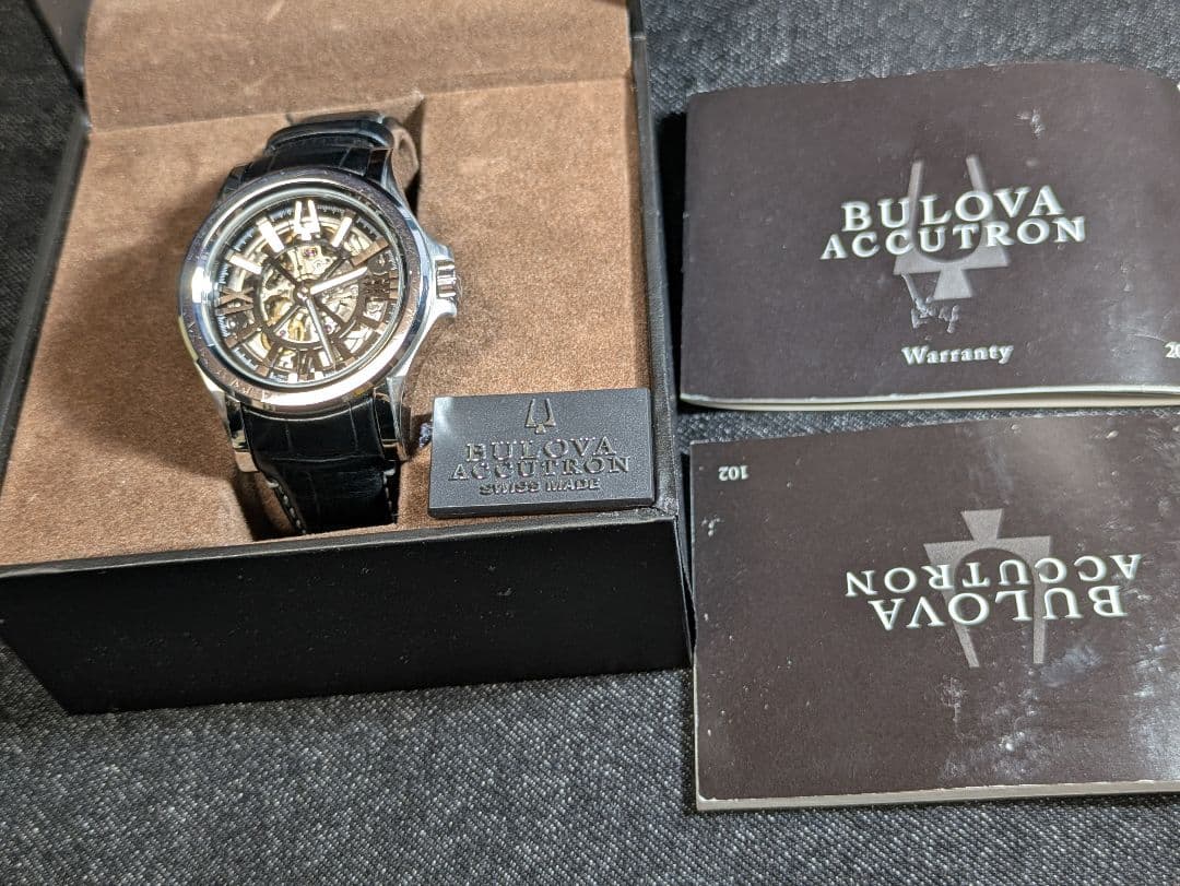 時計 Bulova Accutron SwissMade