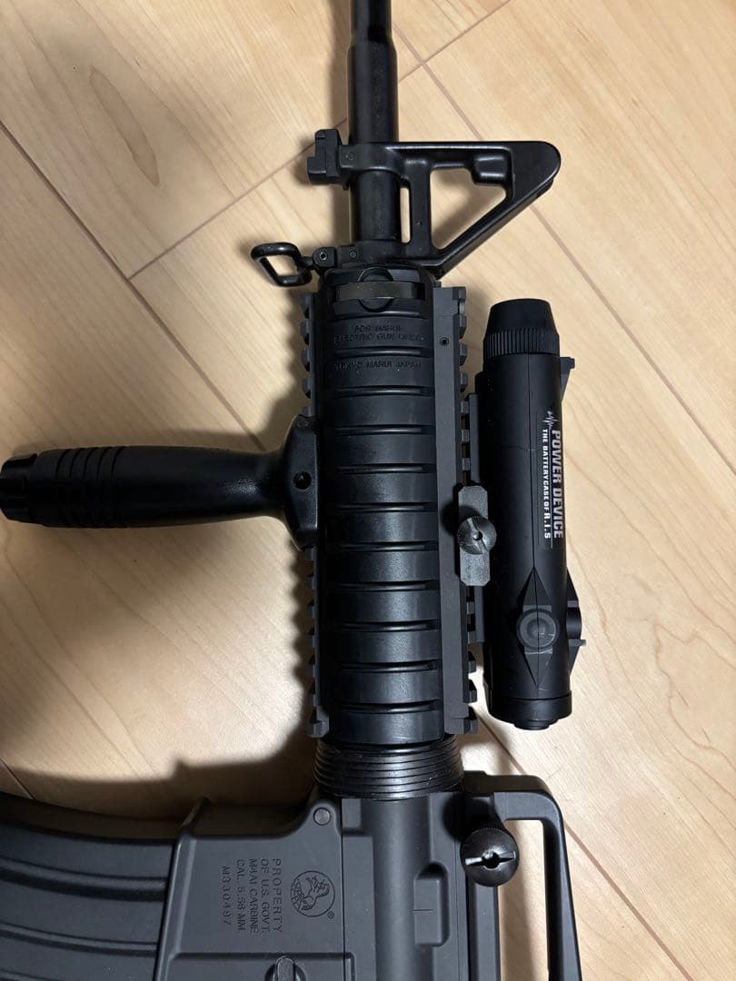 東京マルイ　コルトM4A1 R.I.Sバージョン　電動ガン