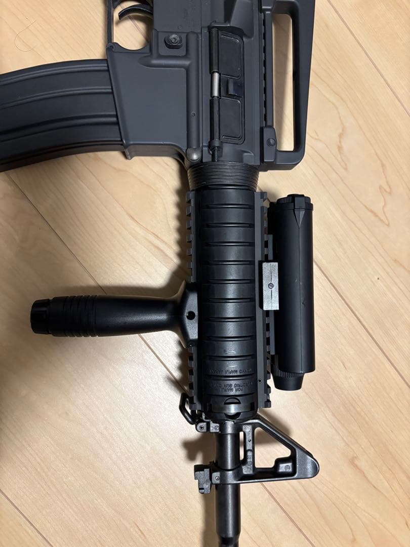 東京マルイ　コルトM4A1 R.I.Sバージョン　電動ガン