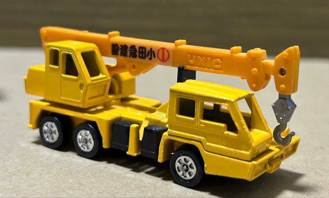 日本製 トミカ UD ユニック トラッククレーン